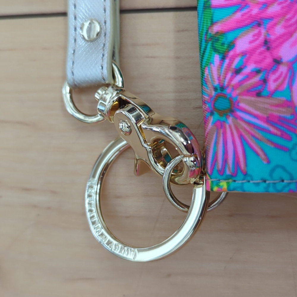 NWOT Lilly Pulitzer Snap ID Card Case - Picture 5 of 5